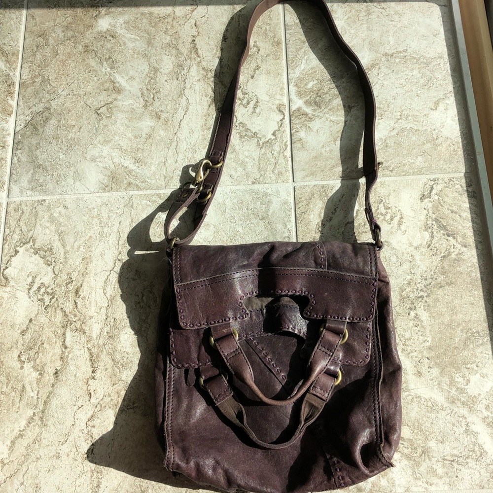 Lucky Abbey Road Crossbody, Eggplant (deep plum)